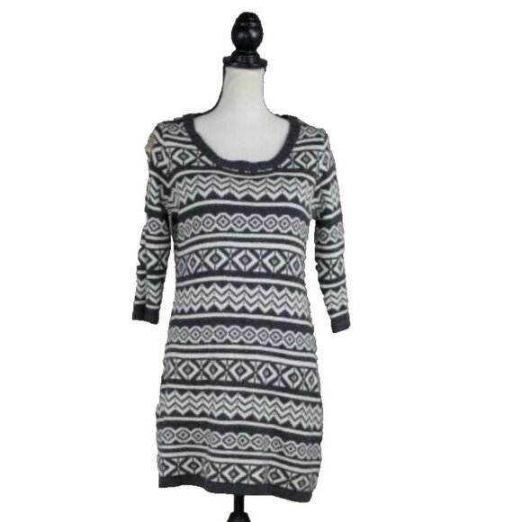 Pink Rose Sweater Dress Small Gray Black White Geometric Aztec Fair Isle Knit - Picture 1 of 8